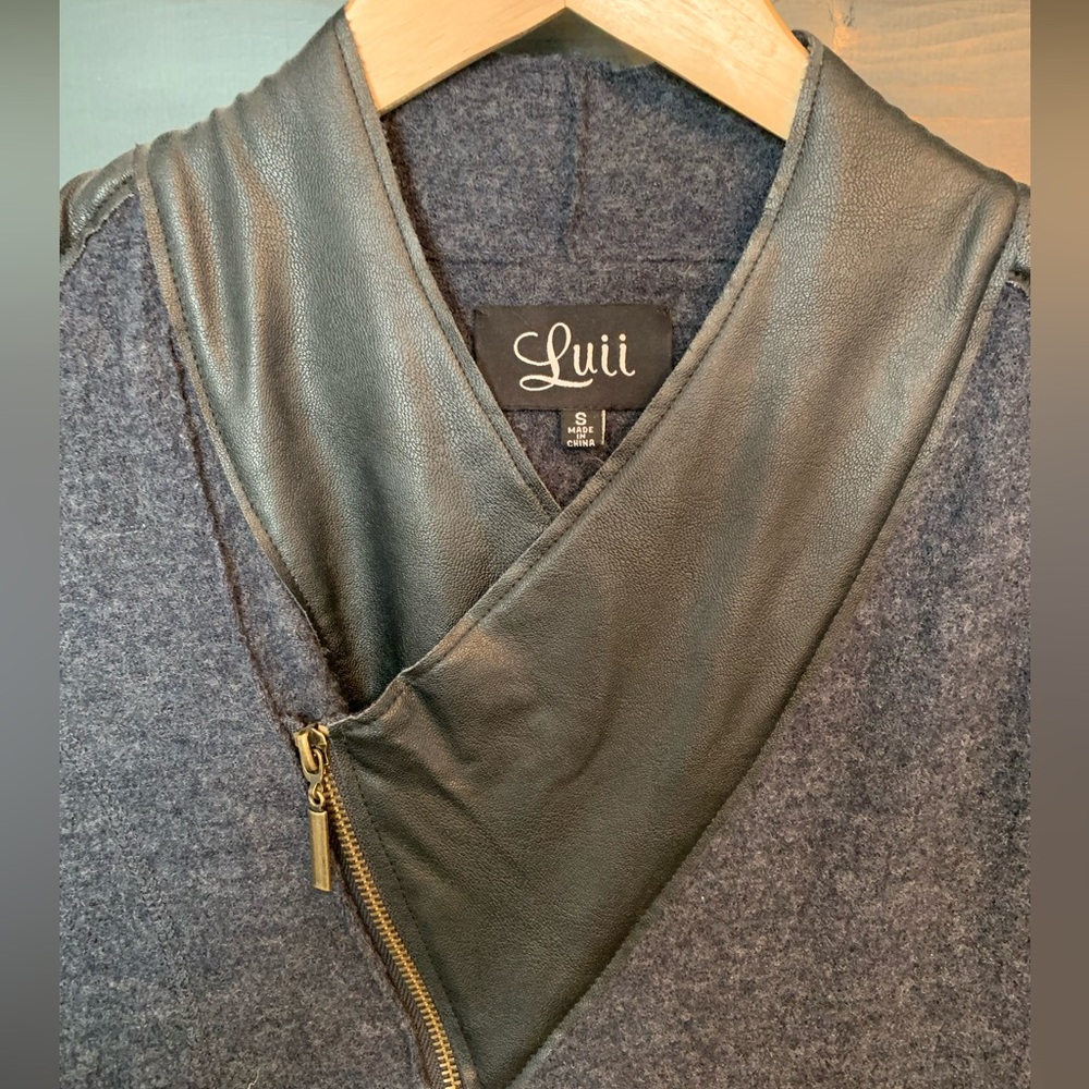 Luii Charcoal Jacket with Black Leather Accent